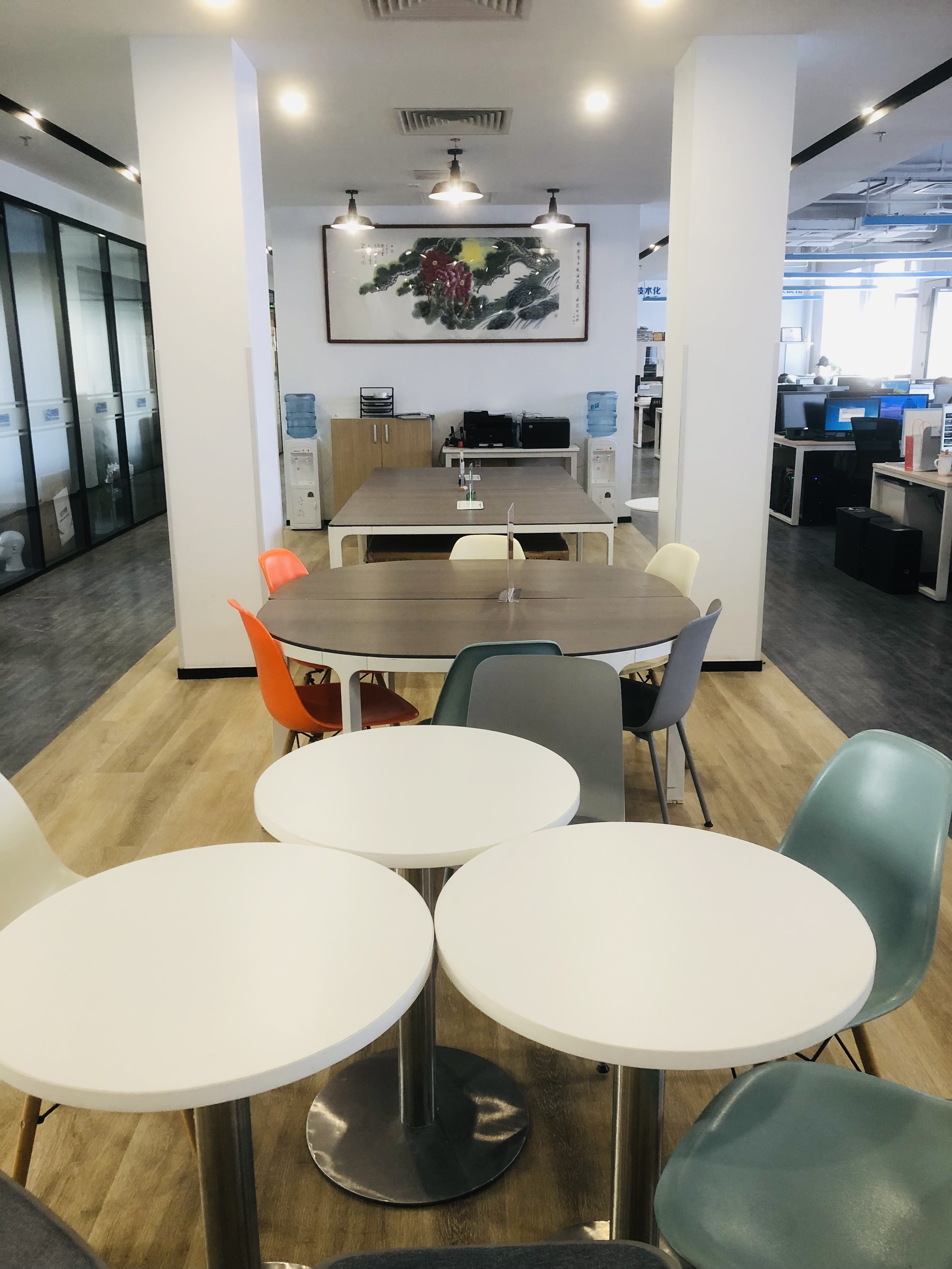 9d70c35ed378d9e73b1018c2393fbf11.jpg 茶水(shuǐ)間(jiān).jpg